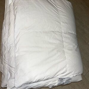 Boll and branch down duvet insert king 499$